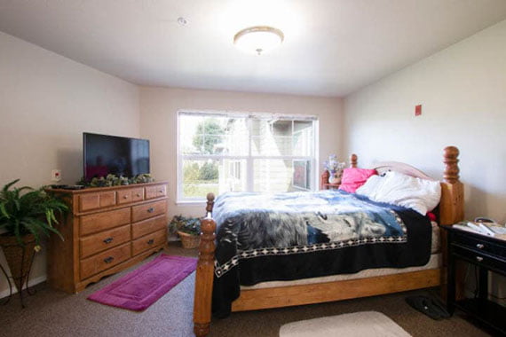 Avamere at Mountain Ridge Spacious Bed Room